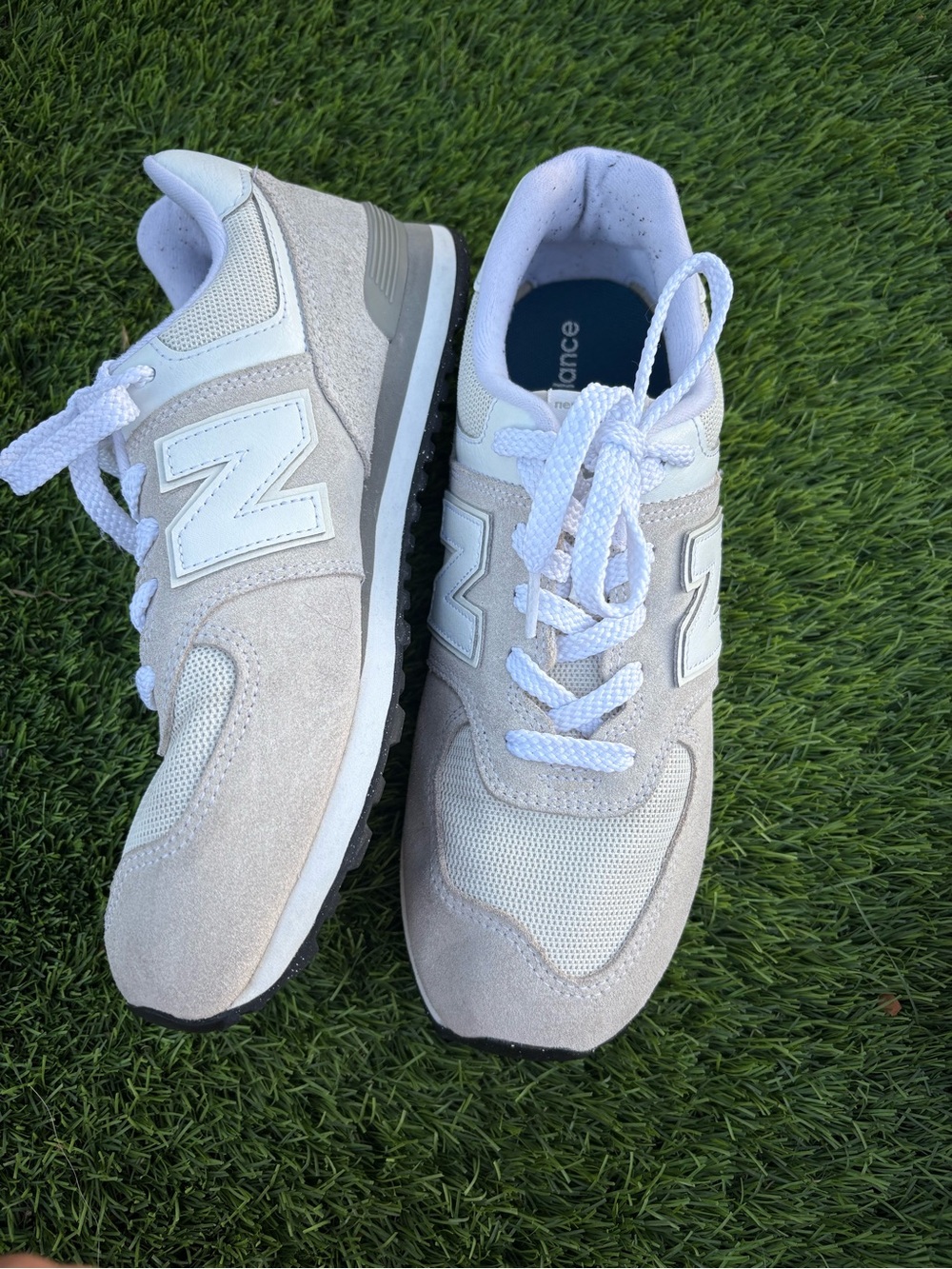 New Balance 574 Light Gray & White Suede Mesh Sneakers women’s 6.5